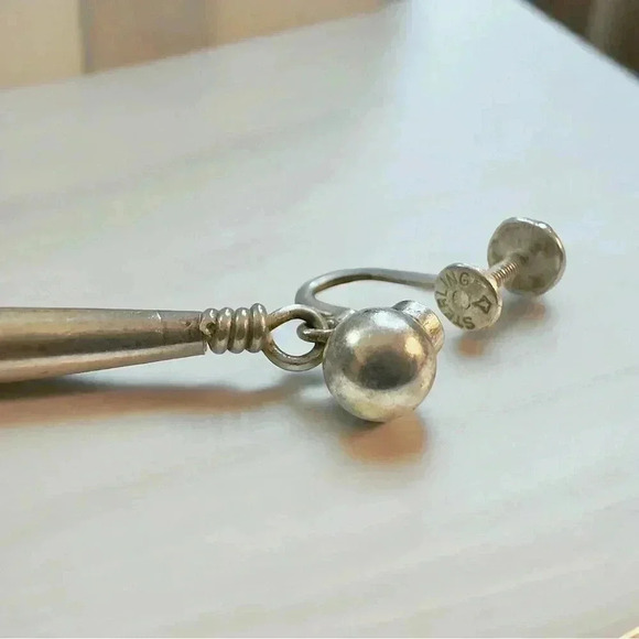 Antique Native-American Liquid Silver Turquoise Bead Screw-Back Earrings - Picture 2 of 6